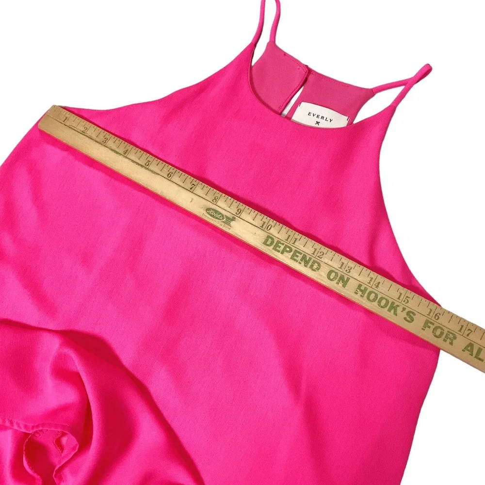 Everly Women's Small Pink Shift Dress Keyhole High Neckline Sleeveless‎ B205